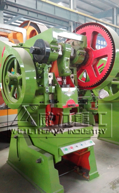 63噸開式可傾沖床（綠色漆）