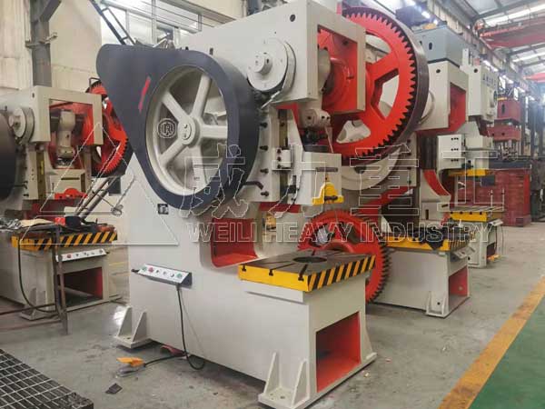 鋼板固定臺(tái)160噸深喉口沖床壓力機(jī)